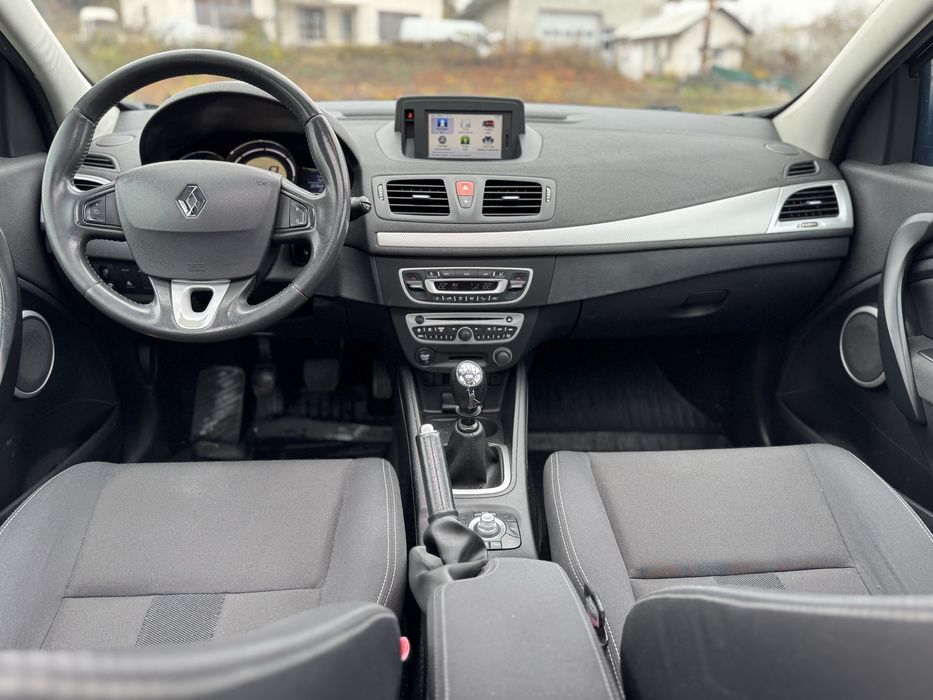 Renault Megane EURO 5 1.9 DCI 131 CP