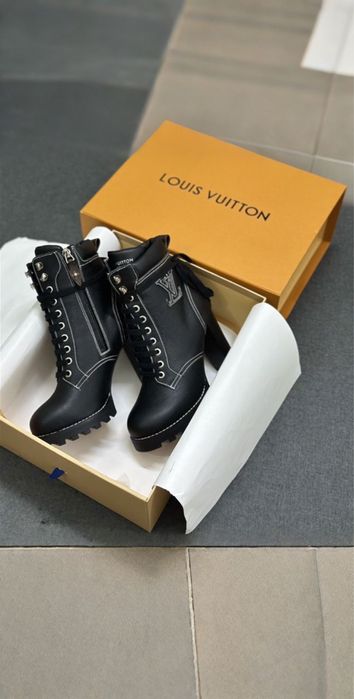 Дамски боти Louis Vuitton