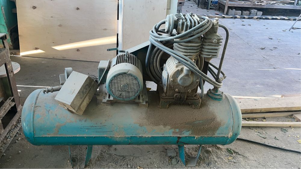 Продается советский компрессор