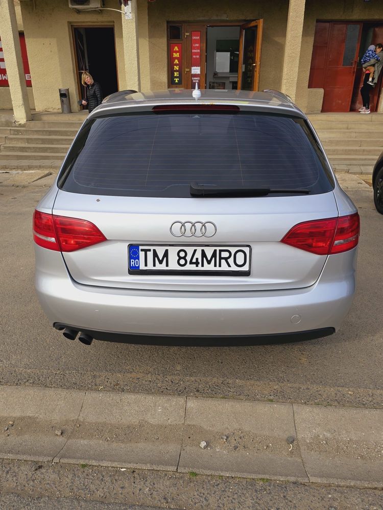 Se vinde Audi A4 2010