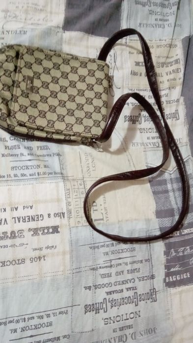 Чанта марка Gucci.