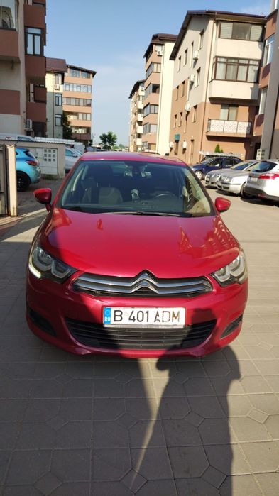 Vand  Citroen c4 sau schimb cu microbuz