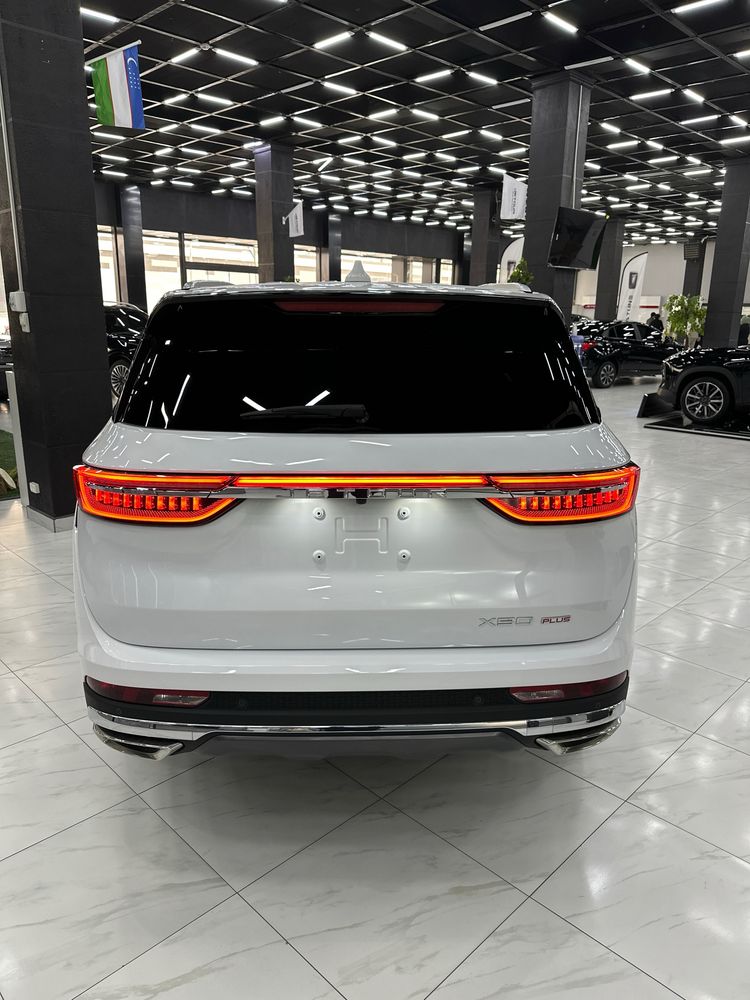 Jetour X90 Plus 1,6T oq qora rang