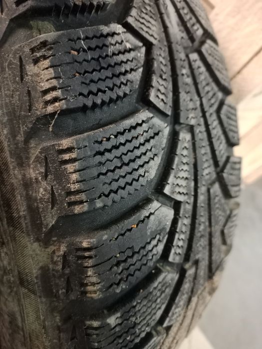 Продам зимнюю резину
