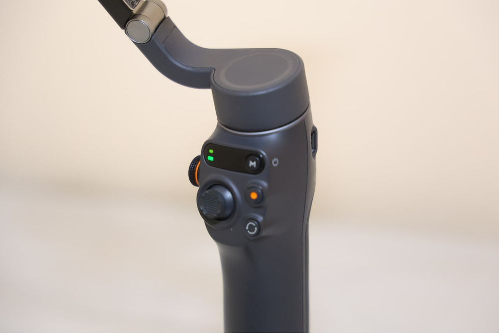 Dji osmo mobile 6 stablizator
