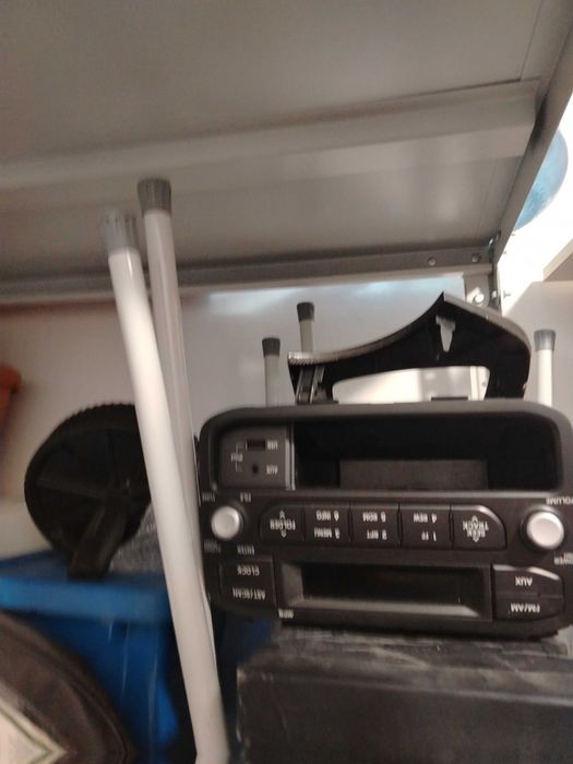 Продам магнитолу на Киа