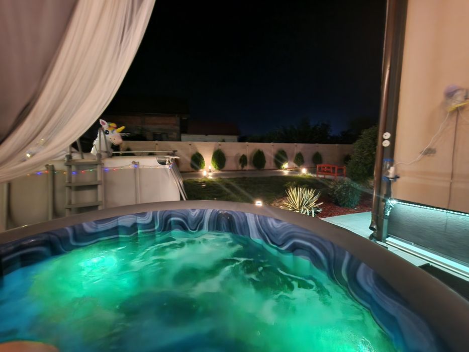 Casa individuala P+M, cu piscina si jacuzzi, la 20 min de Bucuresti