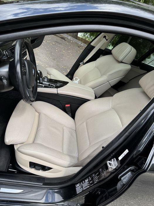 Bmw seria 5 xdrive 525d 218cp
