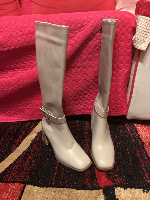 Cizme de damă, culoare bej