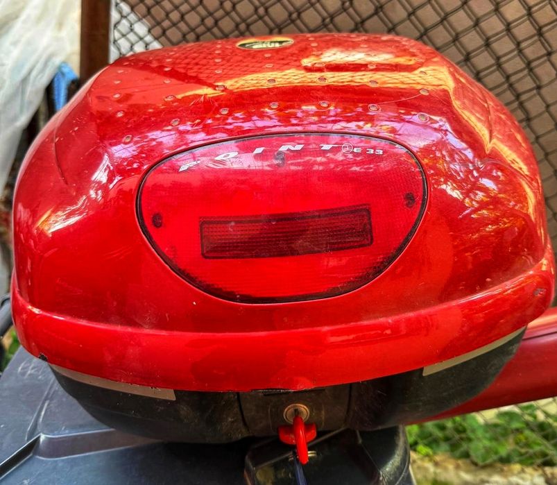 Top case-uri / Cutii de depozitare pentru scutere