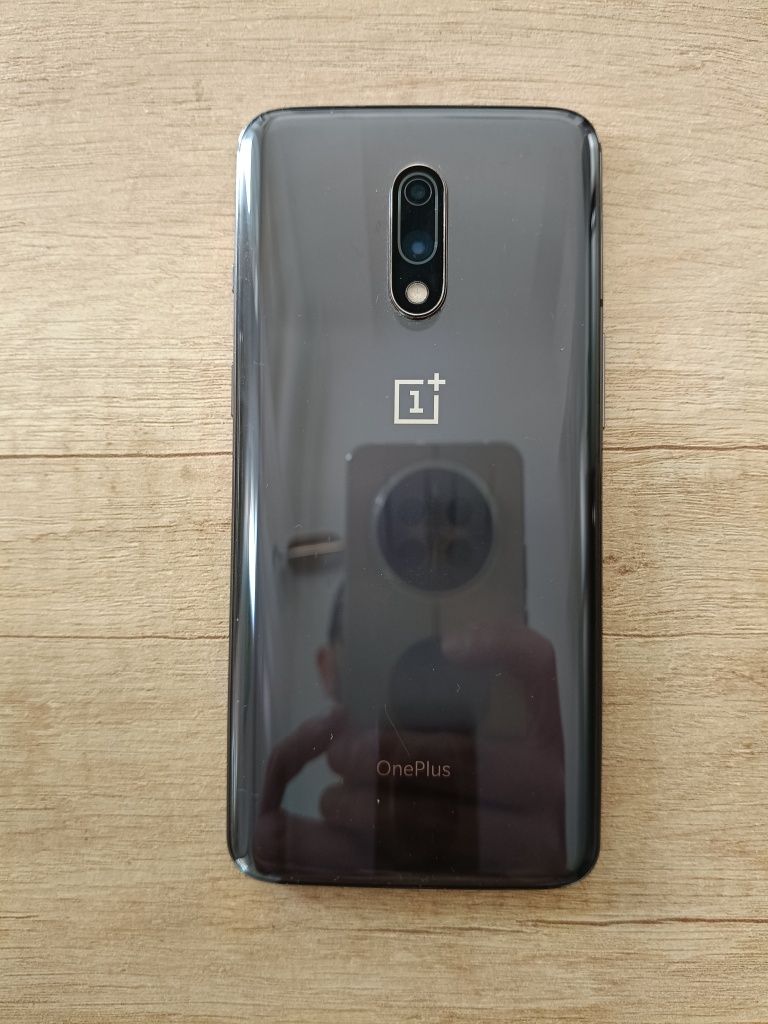 Telefon One Plus 7