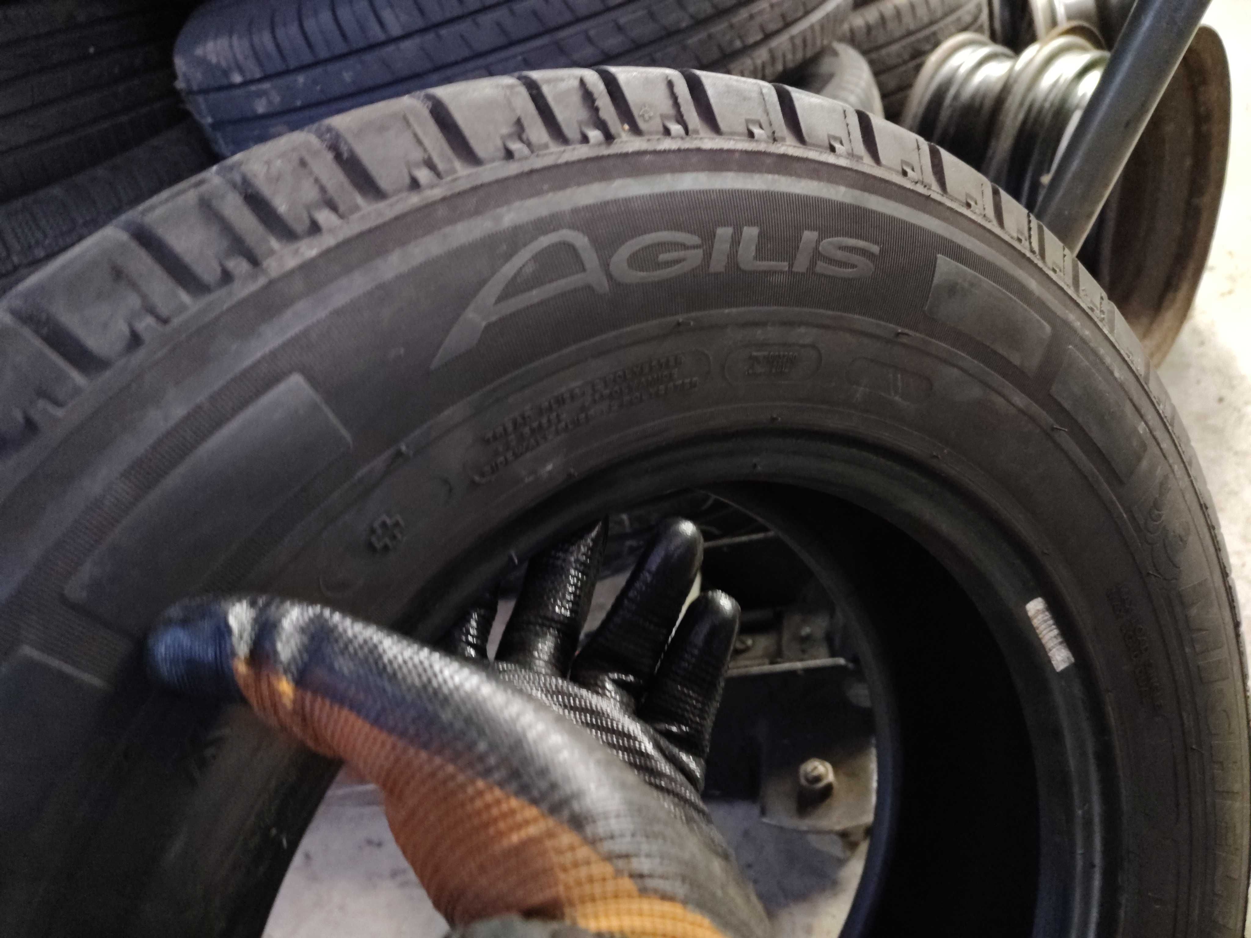 4бр.летни гуми MICHELIN 215/70/15C 109S DOT 0717