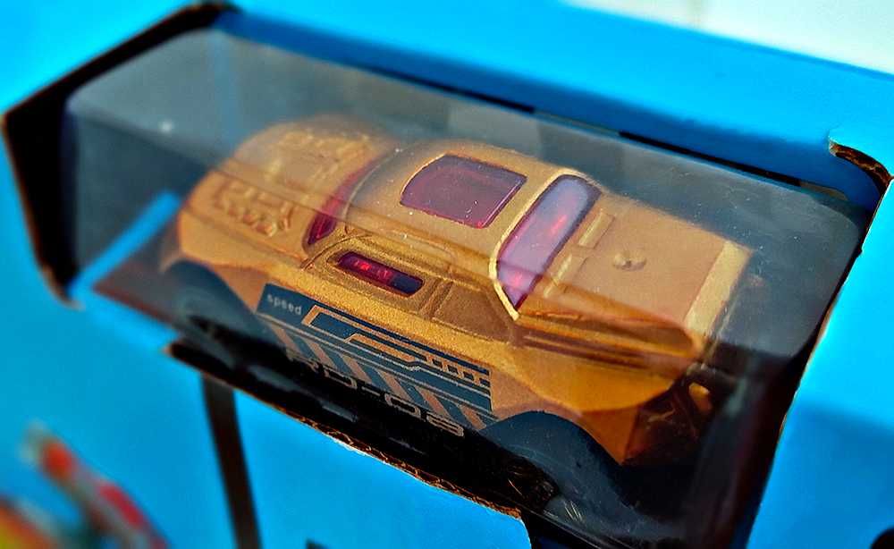 Hot Wheel 360° Turn Track Racing Car Track Set - писта с количка