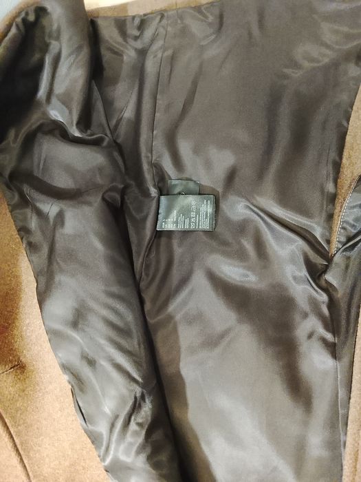 мъжко палто ,цветът на кафе с мляко!