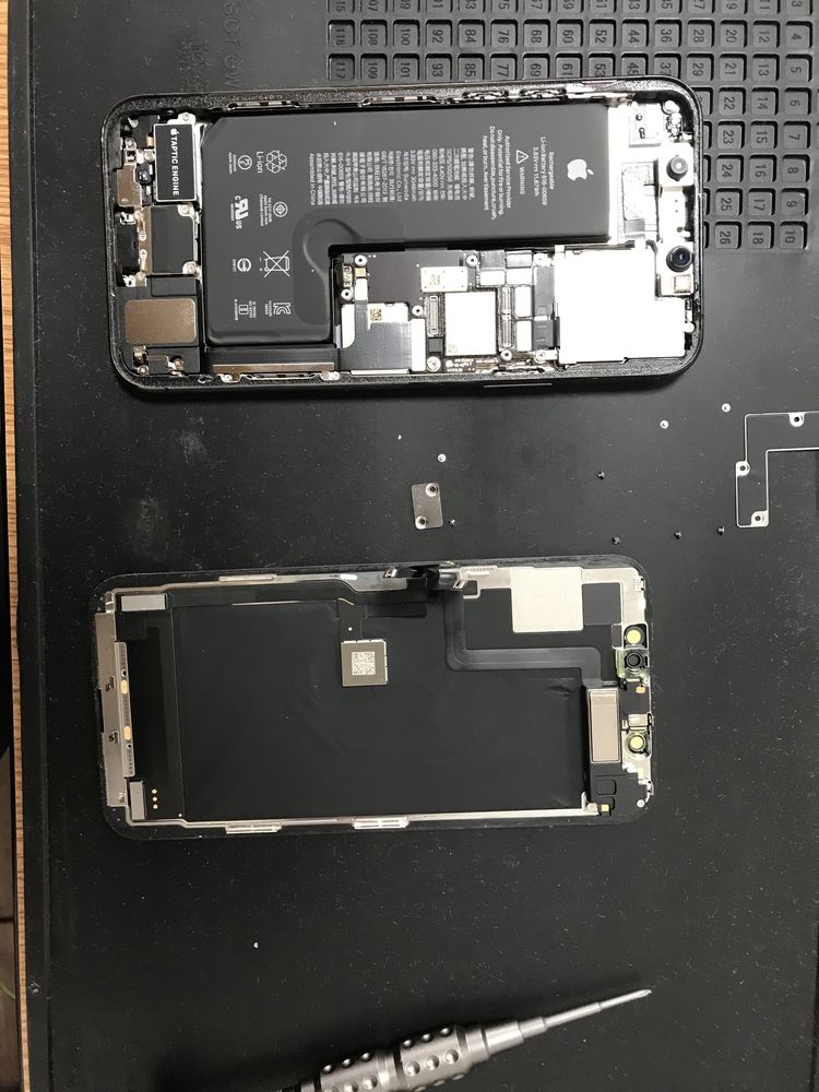 Reparatii telefoane- iPhone, Samsung, Huawei, tablete si calculatoare