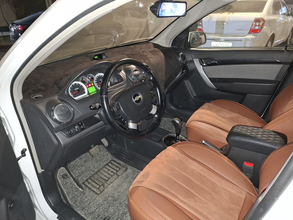 nexia 3 avtamat sotiladi