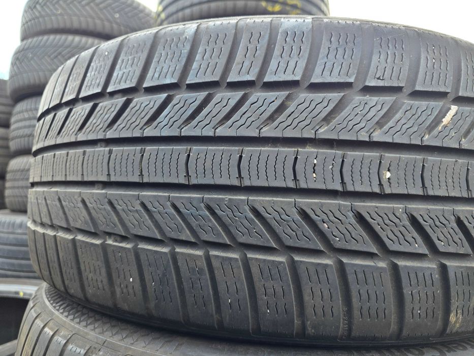 2бр Зимни гуми 235 45 18 - Continetnal - DOT 2023