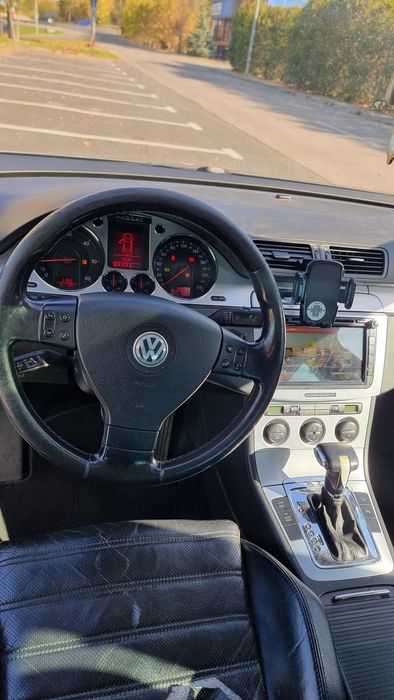 Vând Volkswagen Passat B6 2008.
