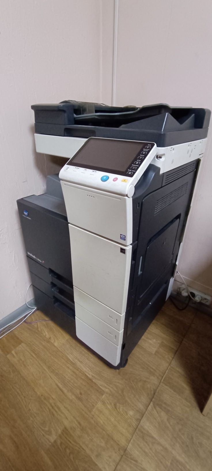 Konica Minolta C284e