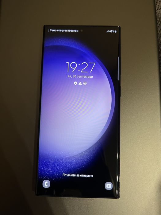 Продавам Samsung Galaxy S23 Ultra 512GB