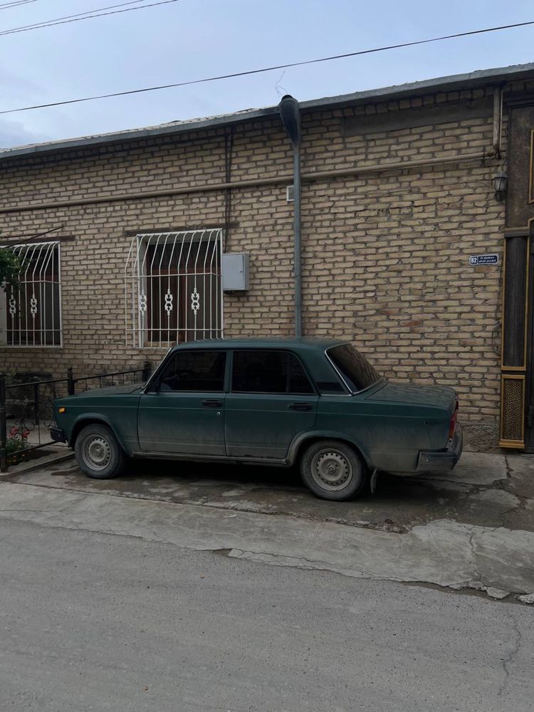 Продаются ваз 2107  Срочно но