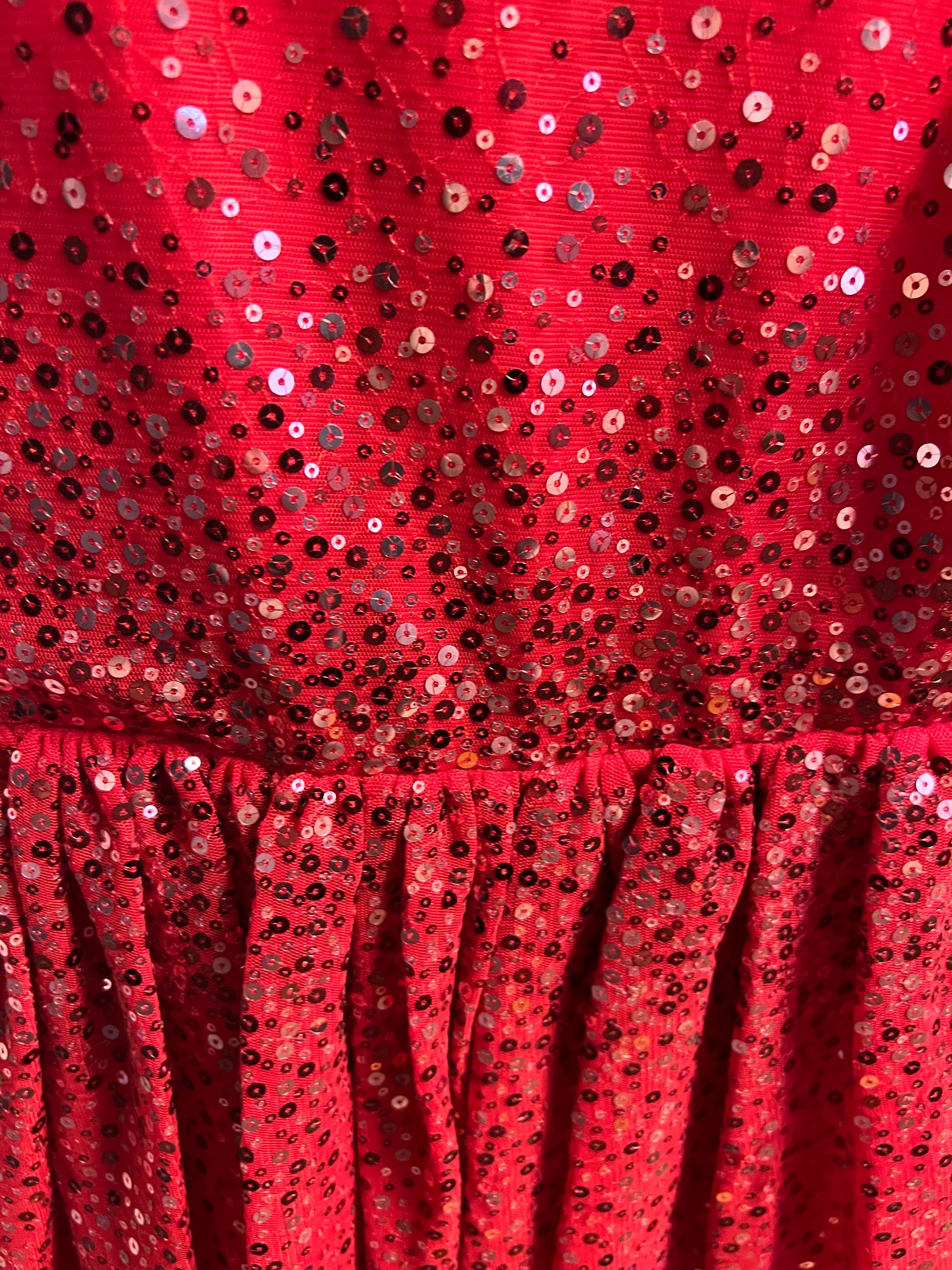 Официална червена рокля за малки дами. Супер промо цена само 29. 00лв.