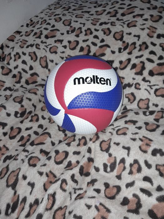 продам волейболный мяч