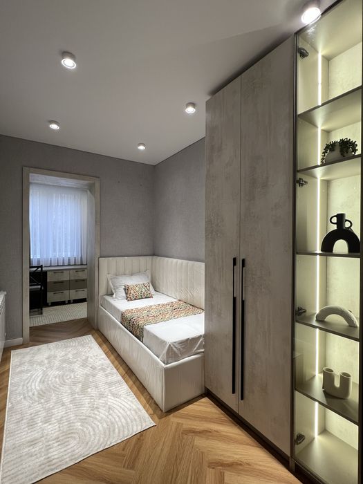 Продам евро 2в3 / 2 этаж по улице Маштабиб 77 серия