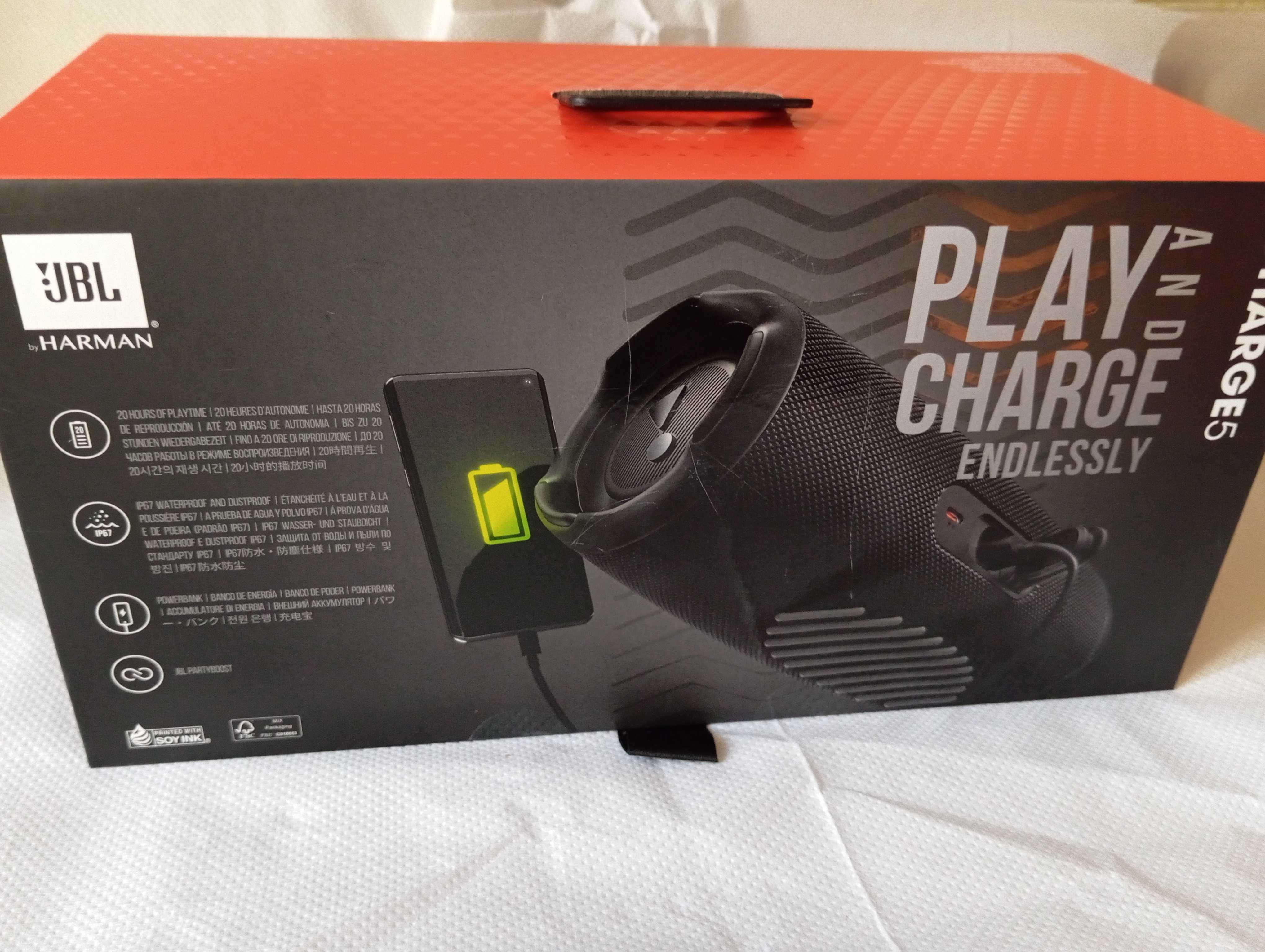Продавам чисто нова Bluetooth тонколона JBL