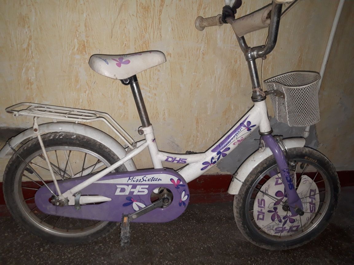 Vand bicicleta de copii