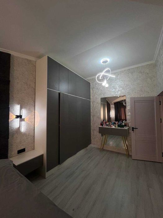 Просторная 2/3-комнатная в ЖК «Иззат» — свежий ремонт, всё остаётся!