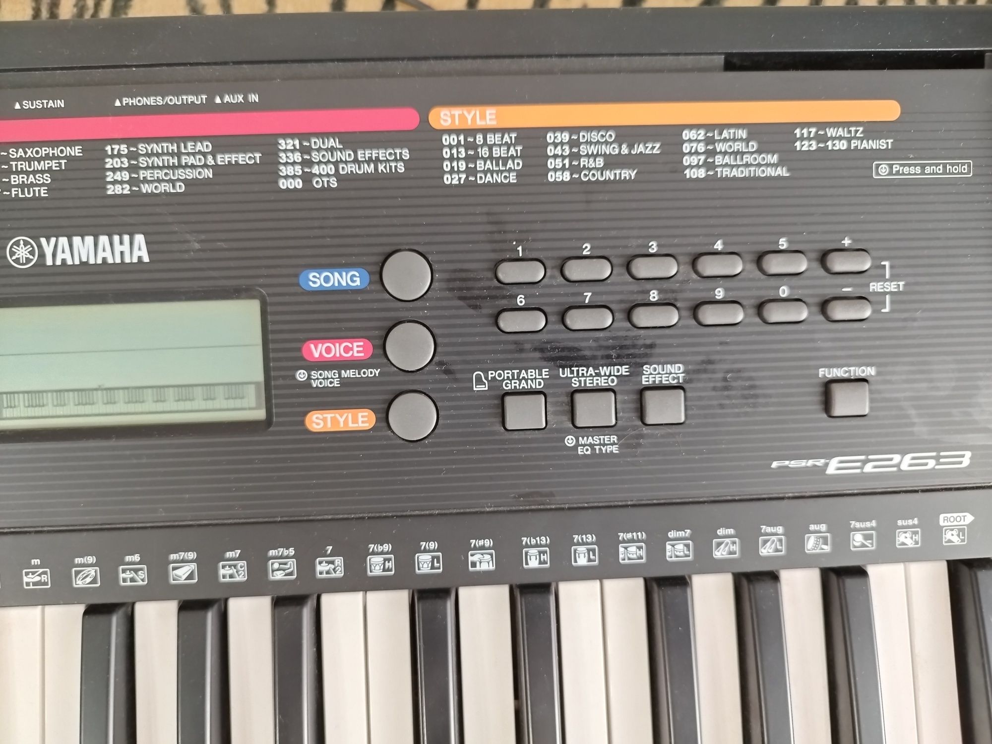 Синтезатор YAMAHA psr 263