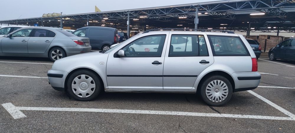 Golf 4 Variant 1.6 benzina, necesita reparatii