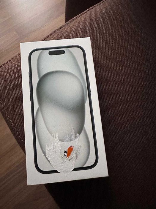 Iphone 15,nou,negru,128mb