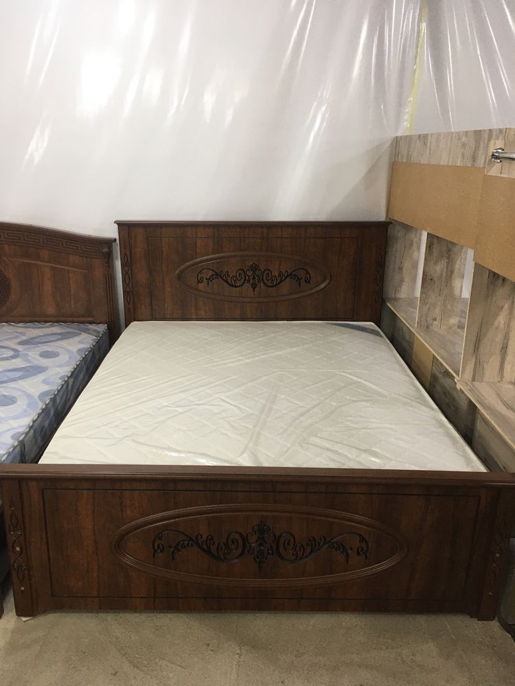Кровать двухспальная ( азия )