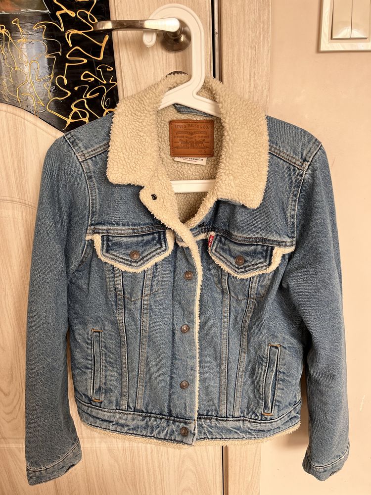 Дънково яке Levi’s S размер