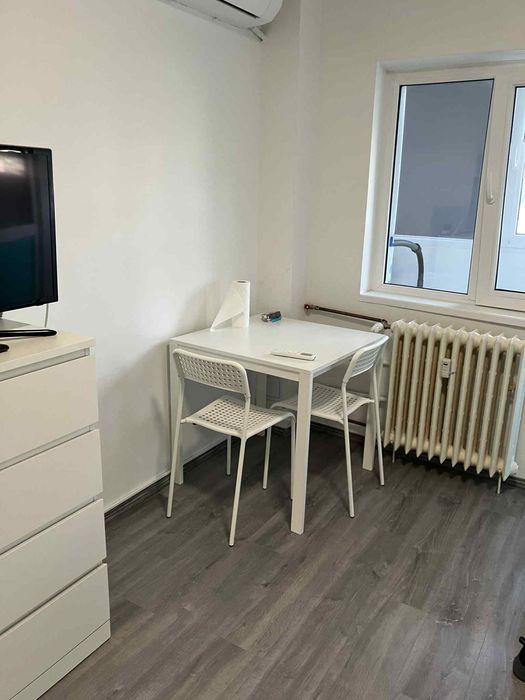 Inchiriez garsoniera renovata cu toate cheltuielile incluse