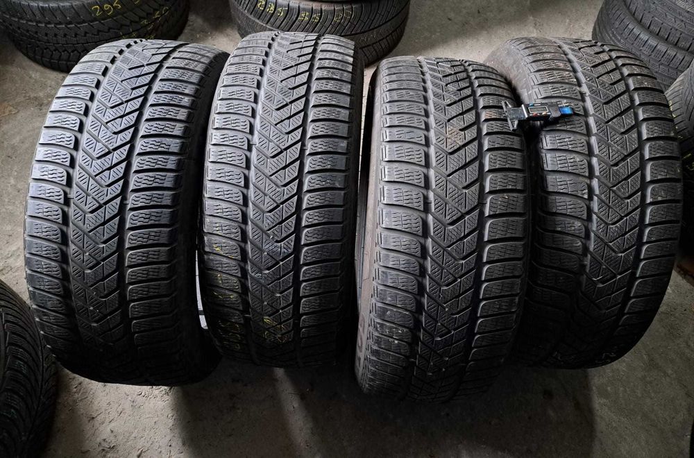 4 anvelope 255/45 R19 Pirelli