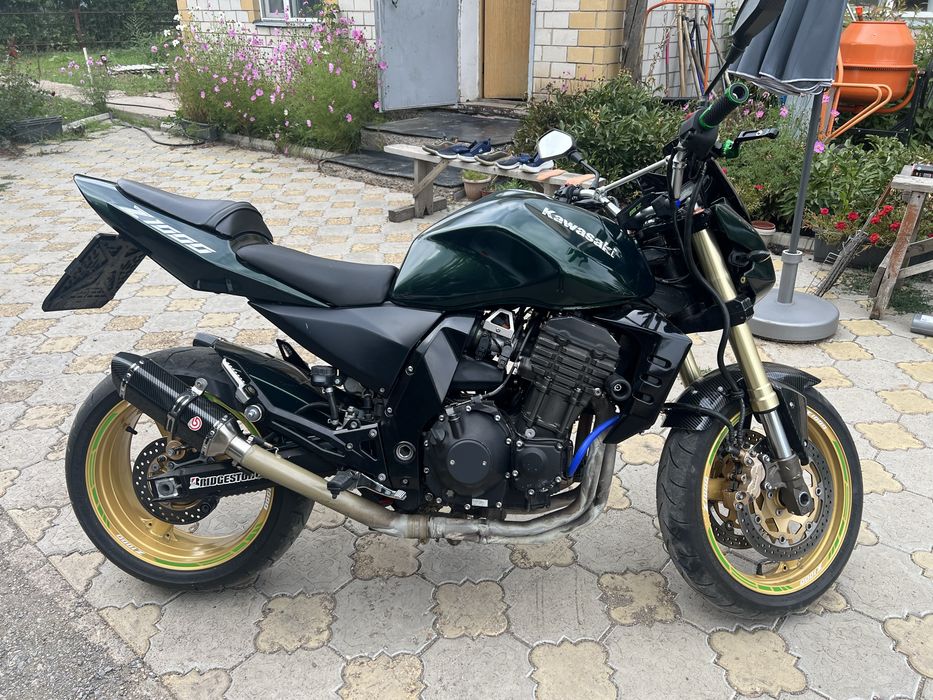 Kawasaki Z1000 Срочно продам