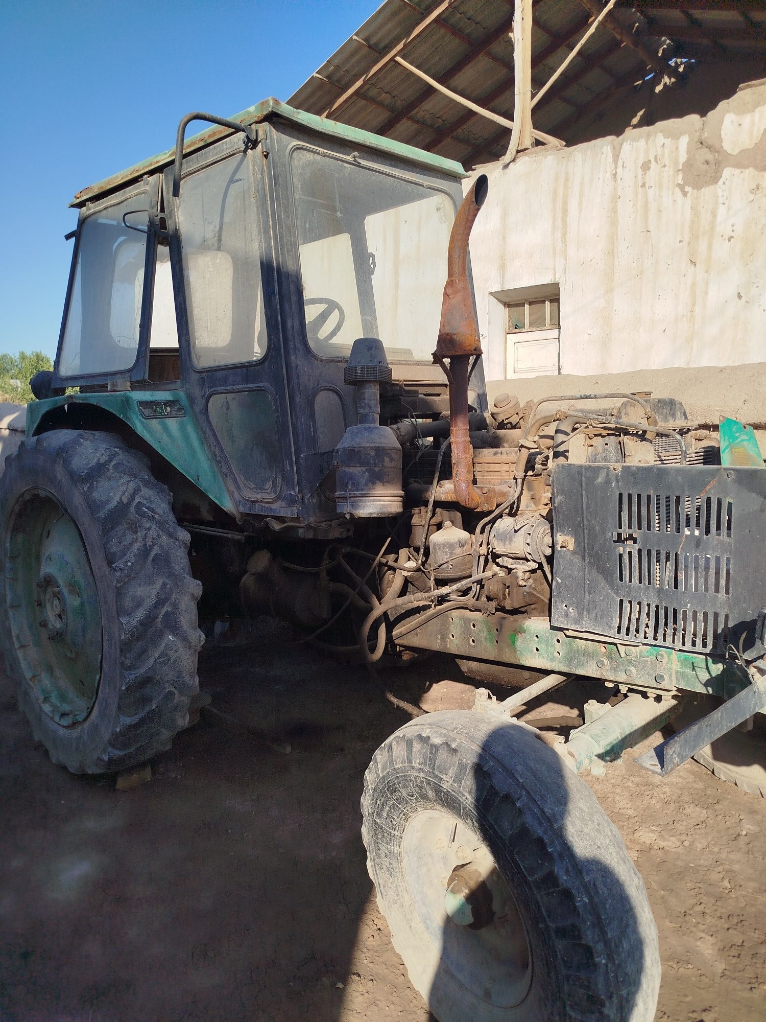 TTZ qochir traktor dokement so'z yurib turipdi