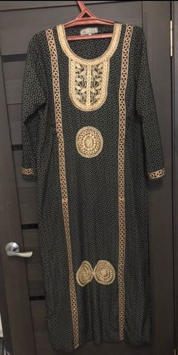 продам палантины, платья,балаква, мусульманские платки, духи маслянные