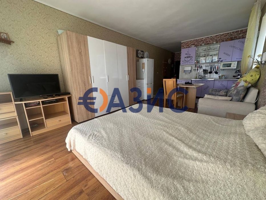 Студио в комплекс „Семирамида Гардънс“, 56 кв.м., Слънчев бряг,