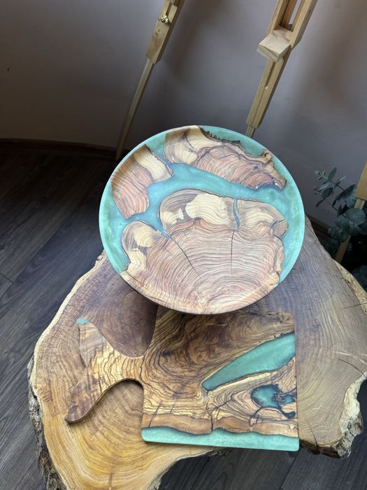 Фруктиера и Дъска за рязане - дърво и епоксидна смола