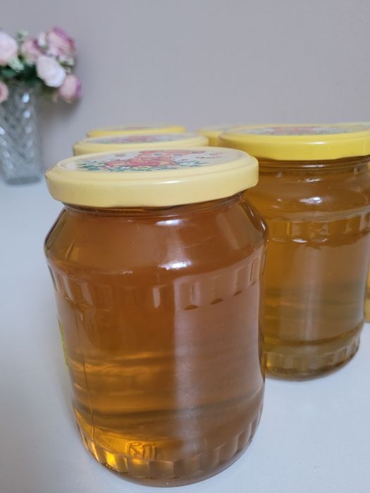 Vand miere de albine, naturală