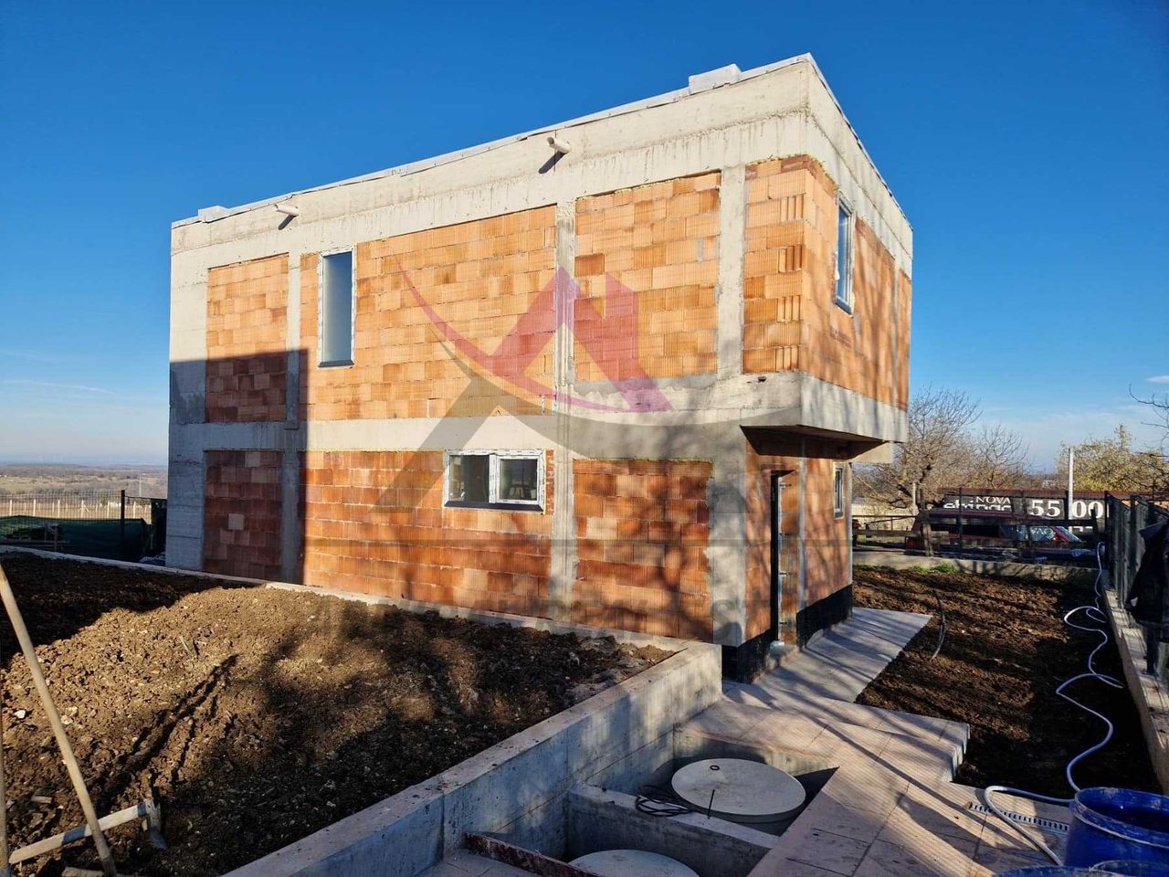 Продава се Къща в Варна, Левски - 127 кв.м за 1560 €/кв.м - Снимка #2
