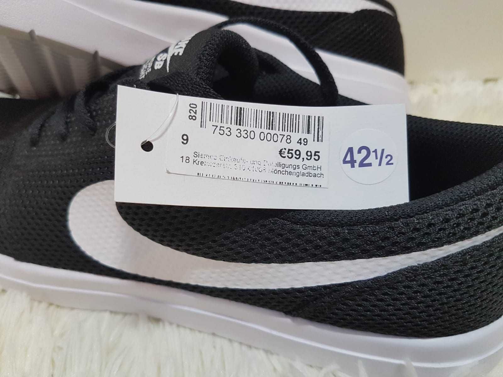Adidasi Nike noi cu eticheta, Nr. 42(1/2)