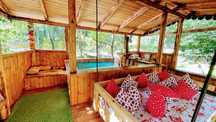 Cabana cu piscina incalzita