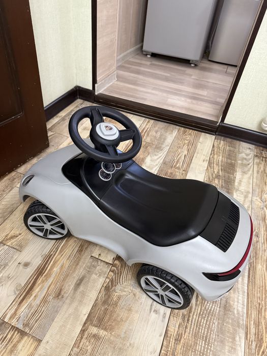 Детская машинка