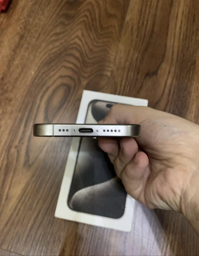 iphone 15 pro ideal.