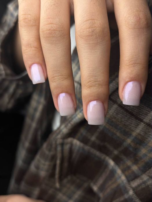 Нужны модели  на наращивание ногтей